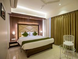 Hotel Laxvas in Thane