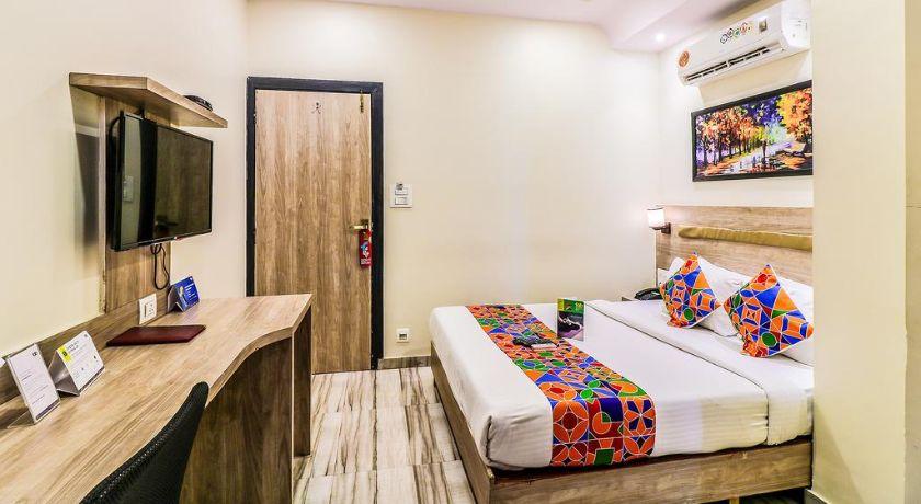 Hotel Aksa International in Mumbai
