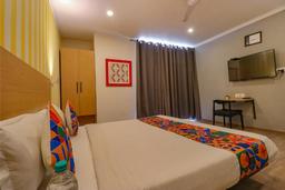 Qotel Comfort Chattarpur in Delhi