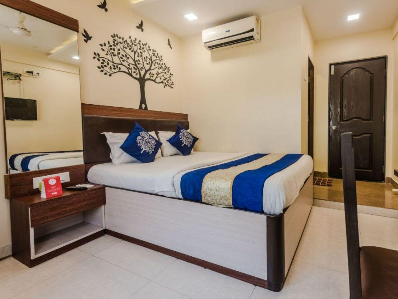 Hotel Royal Grand in Mumbai