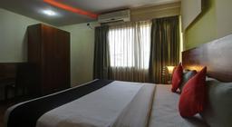 Hotel Bandra Residency in Mumbai