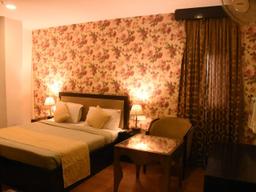 Clarks inn Kaushambi in Ghaziabad