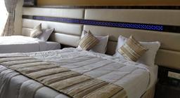 Hotel White House in Lonavala