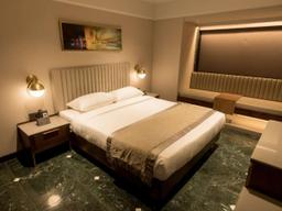 Hotel Sai Leela in Mumbai