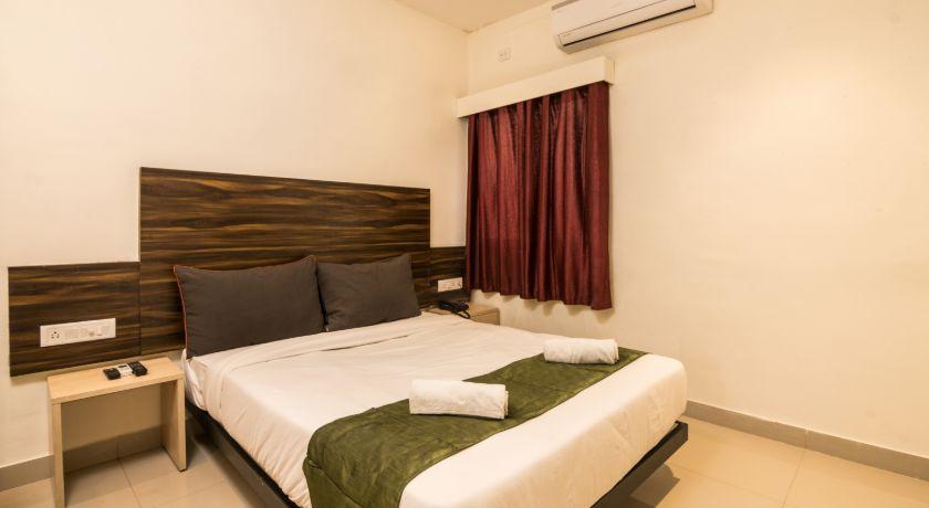 Hotel Golden Tulipz in Mumbai