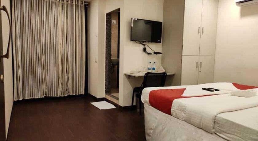 Hotel Pub Street Inn in Panvel