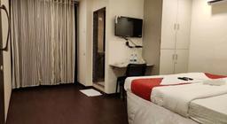 Hotel Pub Street Inn in Panvel