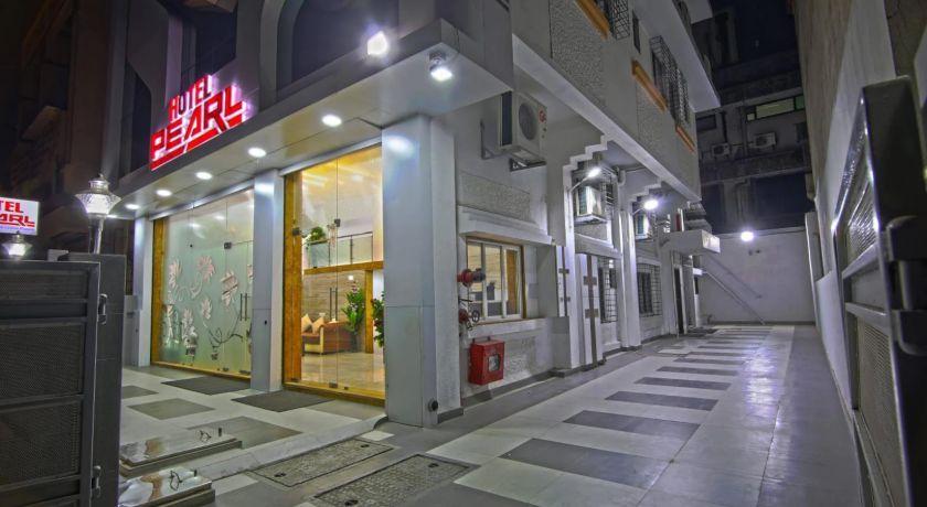Hotel Pearl in Navi Mumbai