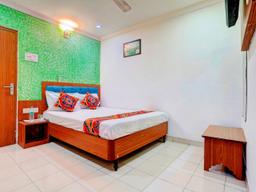 Hotel Super in Mumbai