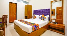 Hotel Cruz Royale International in Mumbai