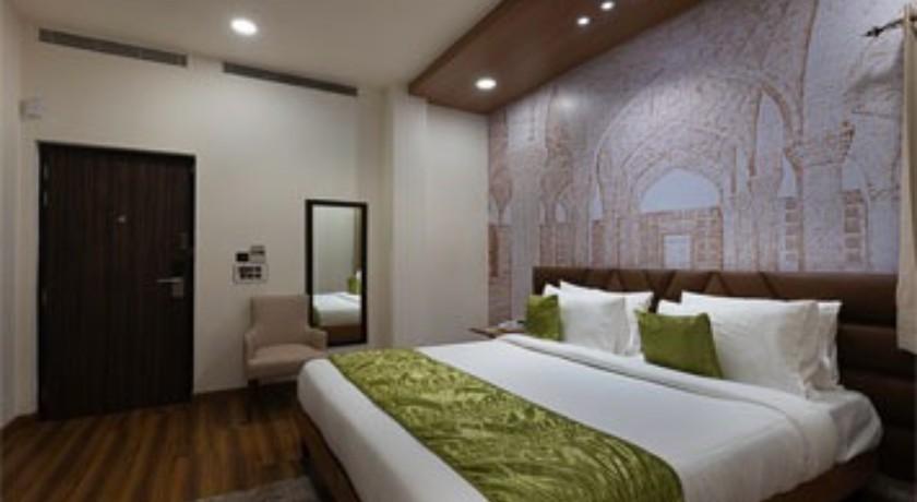 Delhieez in Delhi