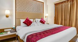 Hotel Grand Mookambika in Navi Mumbai