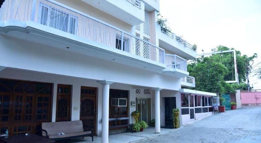 Hotel Samriddhi Stay in Lucknow