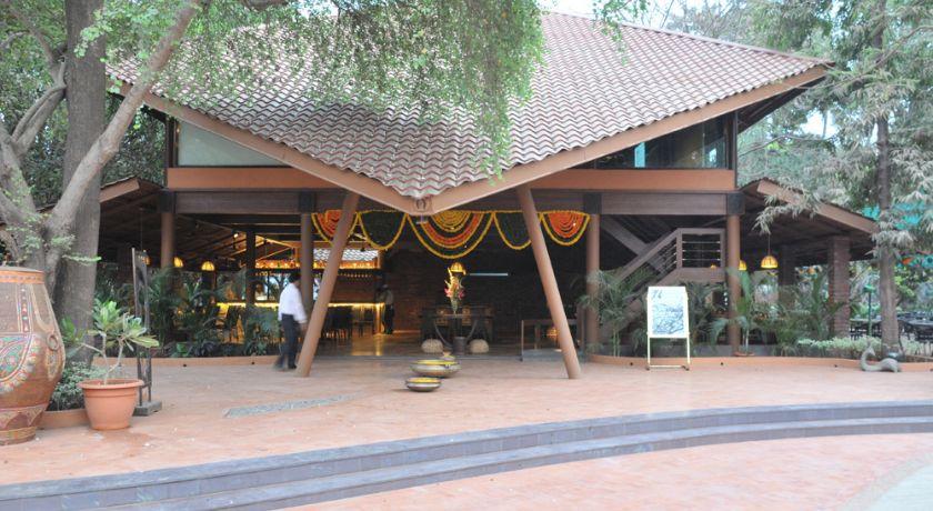 Sai Palace Hotel And Gardens in Mumbai