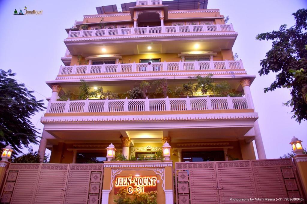 Jeenmount Heritage Boutique Hotel in Jaipur