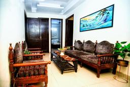 Hotel Royal Avenue in Delhi