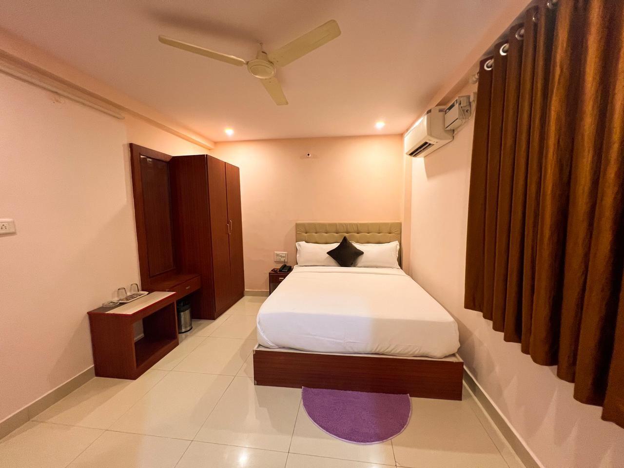 Hotel Intourist in Bangalore