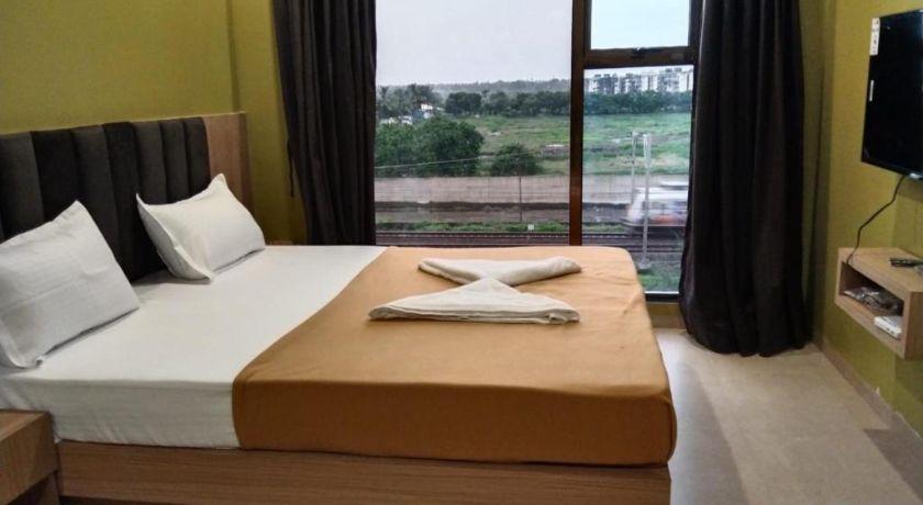 Hotel Sai Aakanksha in Vasai Virar