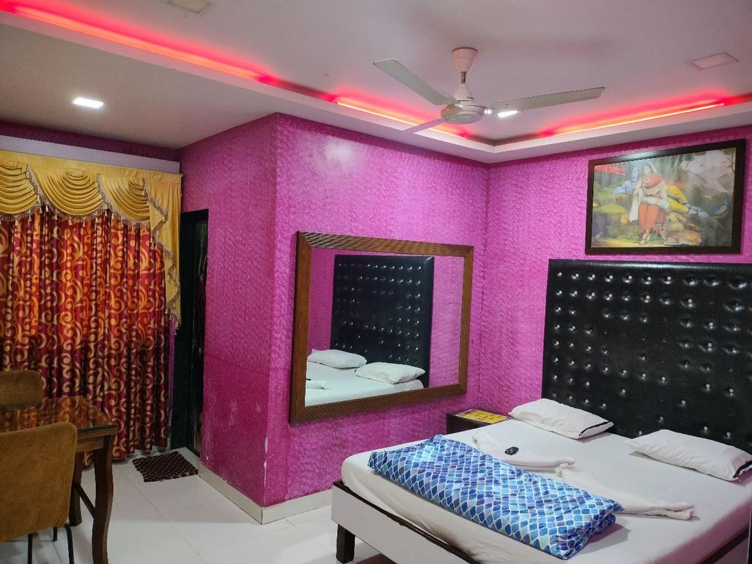 Spring Resort Lodging in Mumbai