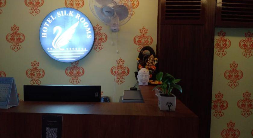 Hotel Silk Rooms in Surat