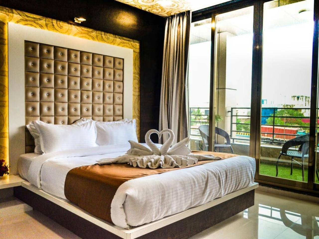 Rudra Shelter International Hotel in Vasai Virar