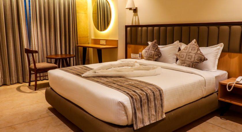 Rudra Shelter Business Hotel in Vasai Virar
