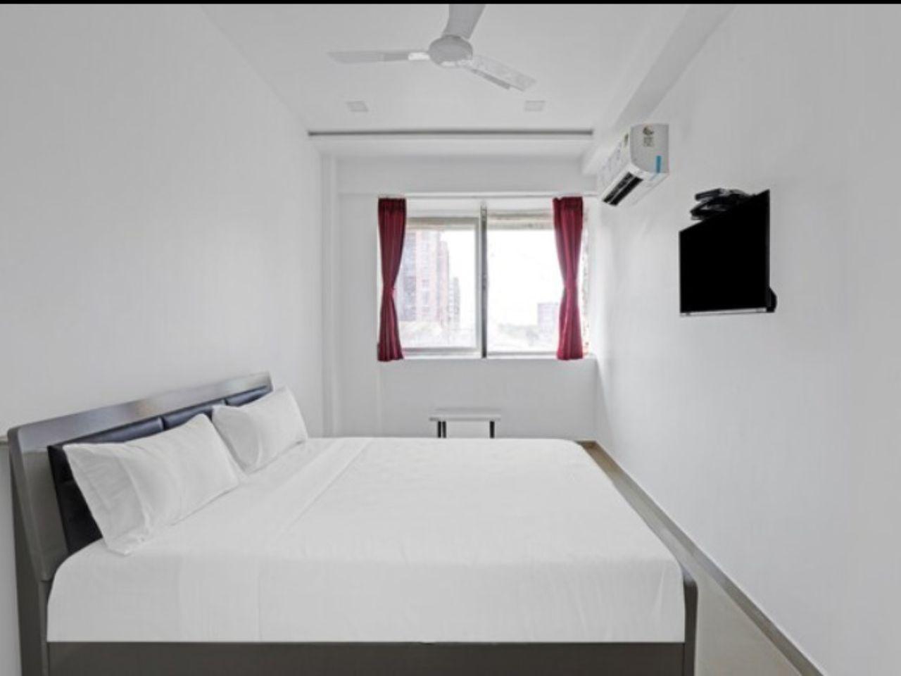 Hotel Nirali in Surat