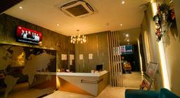 Hotel Familia in Lucknow