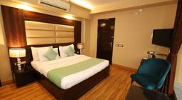 Hotel Palm Grand in Delhi