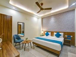 Hotel Gallivanto Inn in Delhi