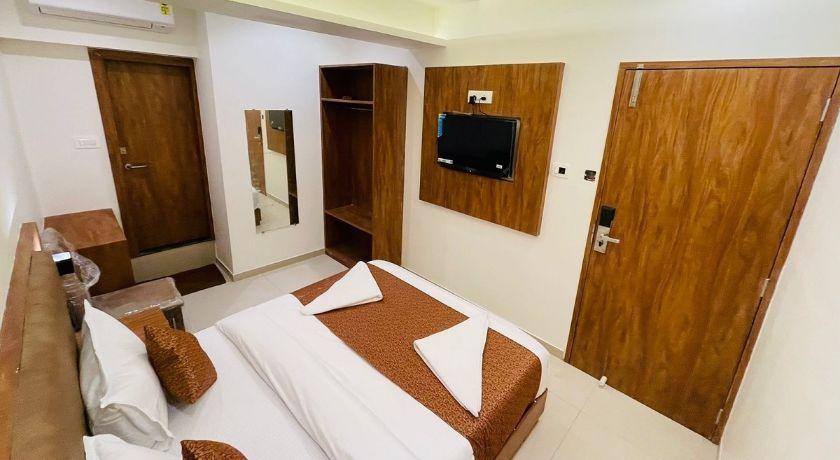 Hotel Black Burn in Mumbai