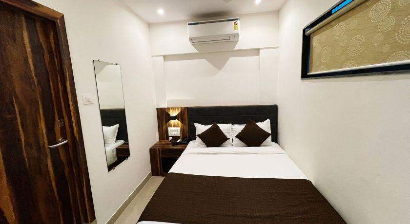 Hotel Black Burn in Mumbai