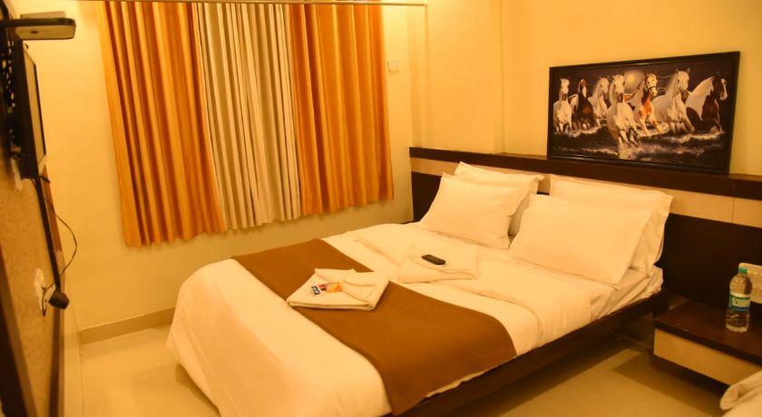 Hotel Sai Namo Palace in Shirdi