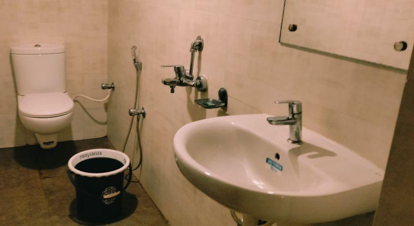 Hotel Vinayak Bhavan in Berhampur