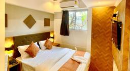 Hotel Triton in Mumbai