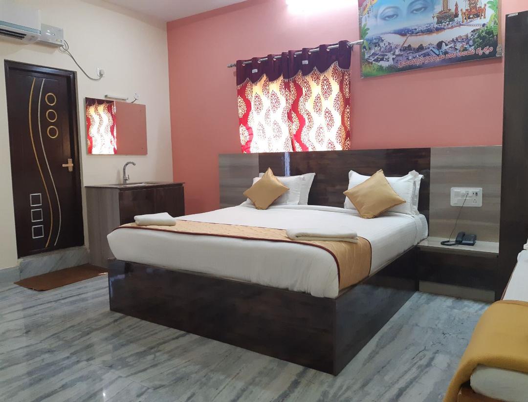 Devash Bhanu Residency DBR in Srikalahasti