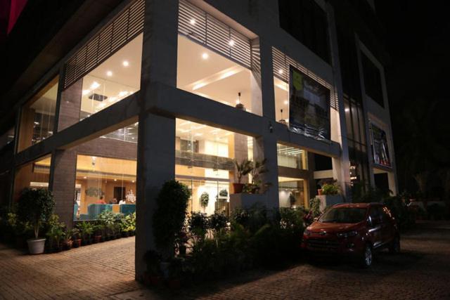 V7 Hotel in Chennai
