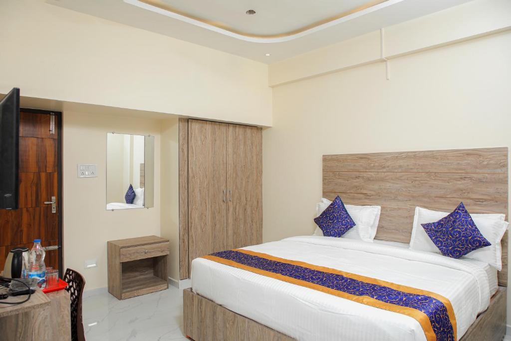 Red Stone Service Apartment in Chennai