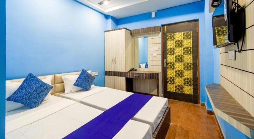 Hotel Blue Abedin in Kolkata