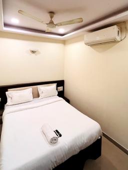 Hotel Accore Inn in Mumbai