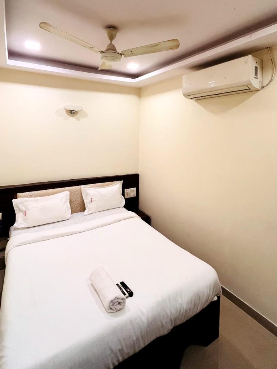 Hotel Accore Inn in Mumbai