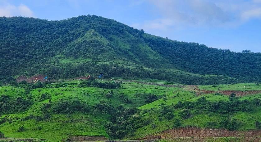 Mount View Lodging and Restro in Saswad