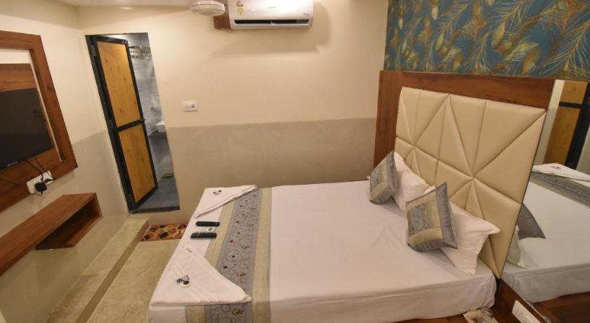 Hotel Dream Palace Residency in Mumbai