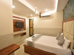Hotel Dream Palace Residency in Mumbai
