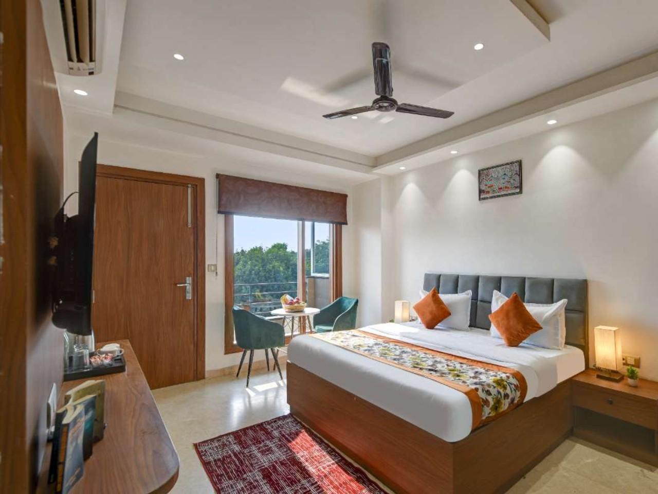 Qotel Comfort Ashok Vihar in Delhi