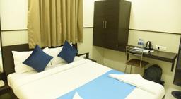 Hotel Triton Sion in Mumbai