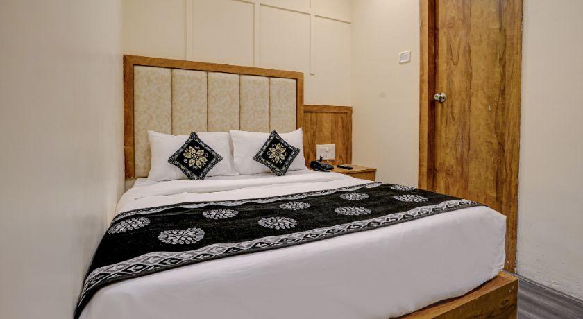 Hotel Lucky Palace in Mumbai