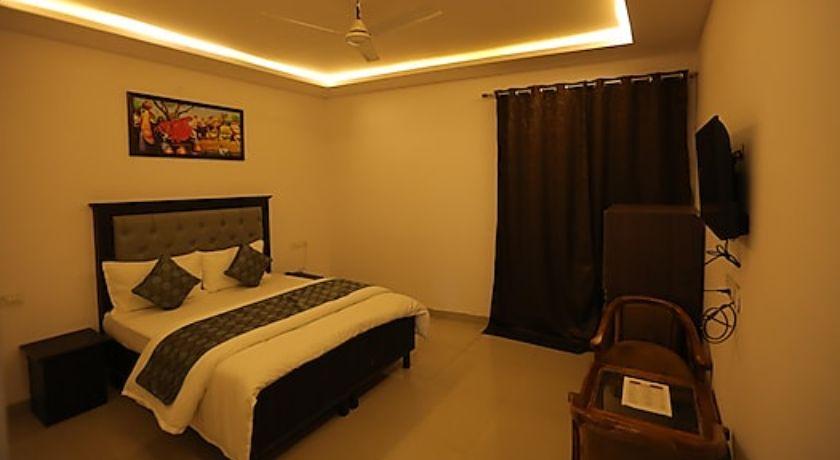 Hotel Royal Empire in Chandigarh