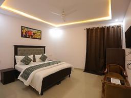 Hotel Royal Empire in Chandigarh