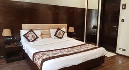 Star Hotel in Ghaziabad